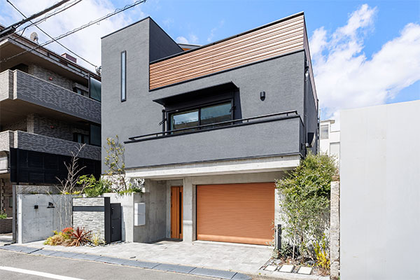 フォトプロならゆがみ補正もこのレベル！